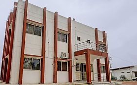 Hotel O Midway Treat Dhar