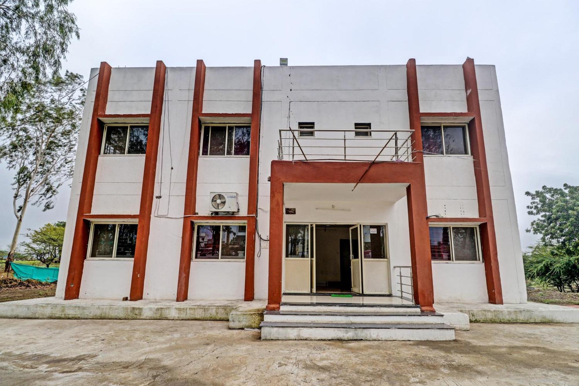 Super Hotel O Midway Treat Dhar Exterior photo